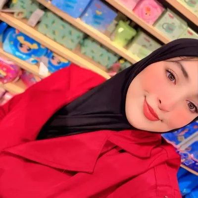 Hanane Taybi profile
