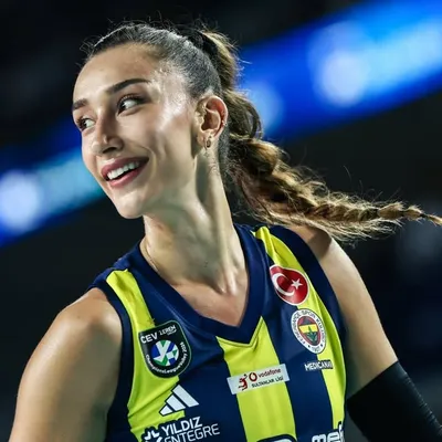 :) HANDE BALADIN profile
