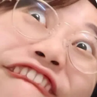 handxmade ✿ content creator • twitch streamer profile