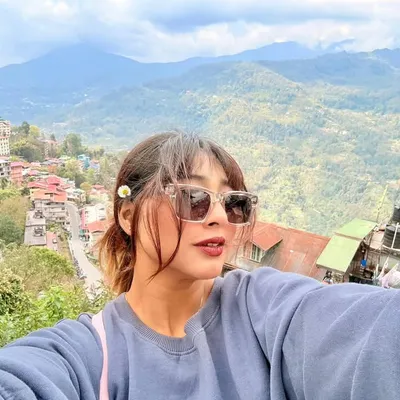 Hania Banik profile
