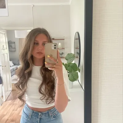 Hannah Sarah Elinor Falck profile