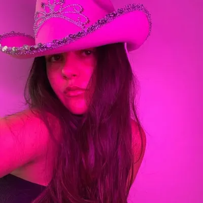 Hannah Achar profile