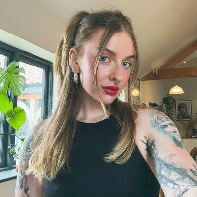 Hannah profile