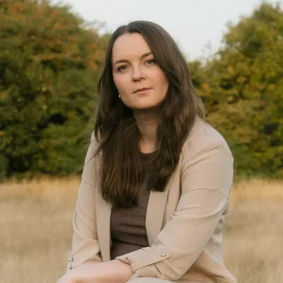 Hannah Stienen | Positiver Deutsch-Pop profile