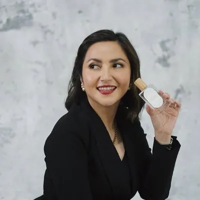 Hanifa Ambadar profile