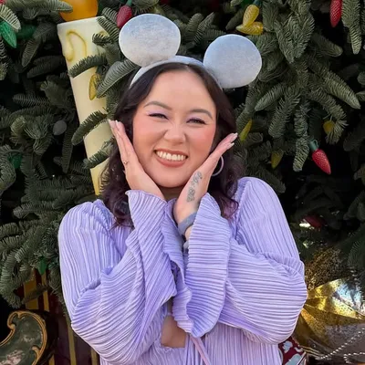 Kathy ๐โจ | disney + travel experiences profile