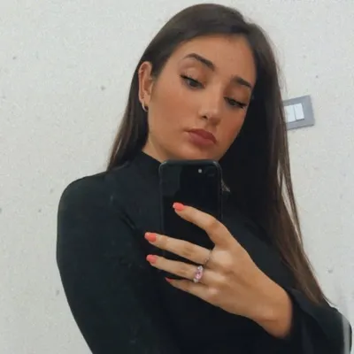 noemi profile