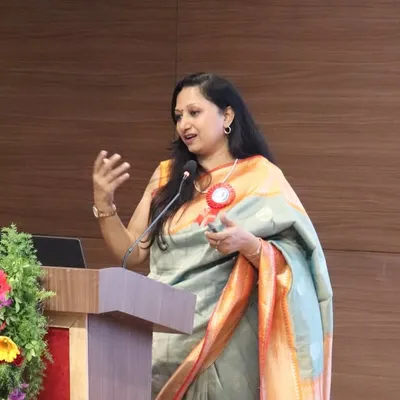 Dr. Vrushali Saraswat profile
