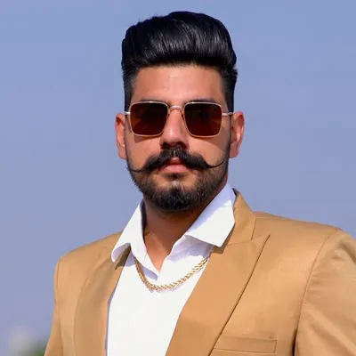 🤴🏻 ਸਰਪੰਚ 🤴🏻 profile