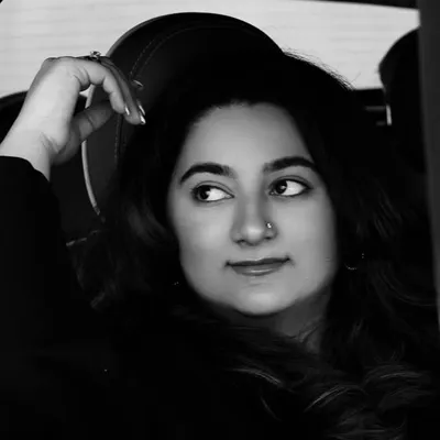 Nikita|fashion blogger profile