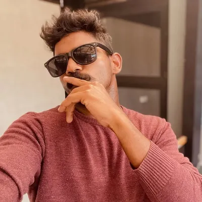 Farzeen profile