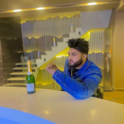 Maلik Nعuman SalEEم profile