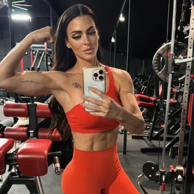 Nadia Nolan / Online Fitness Coach profile