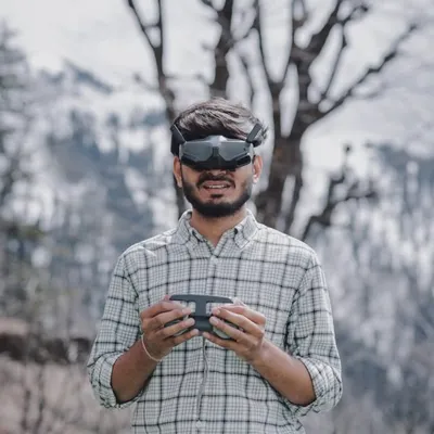 Hardik Sojitra Fpv profile