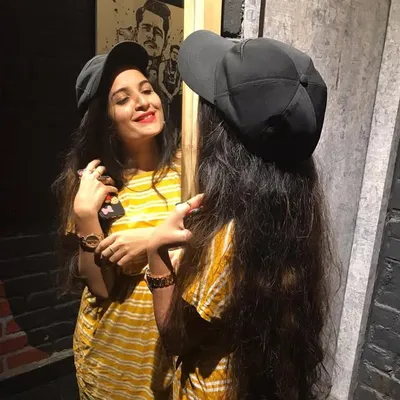 Harika Smiley_13 profile