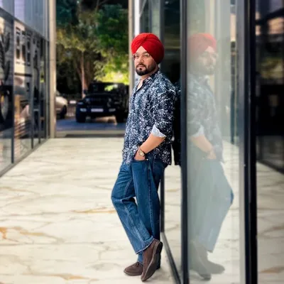 Harkirat ☮️ profile