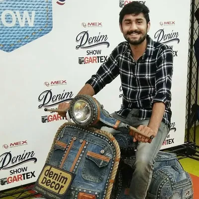 हर्ष 😊 Kararwal profile