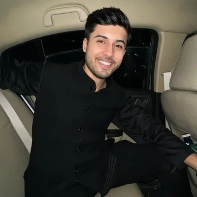 Harsh🕴🏻 profile