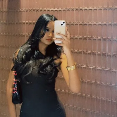 Harshita 🫧 profile