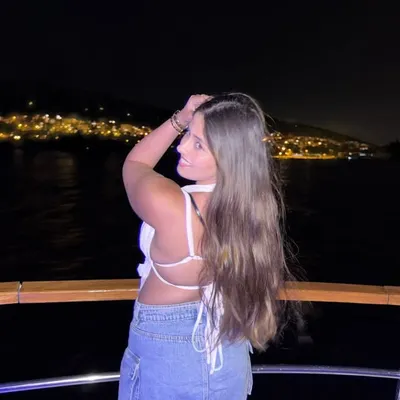 Harshita✨ profile