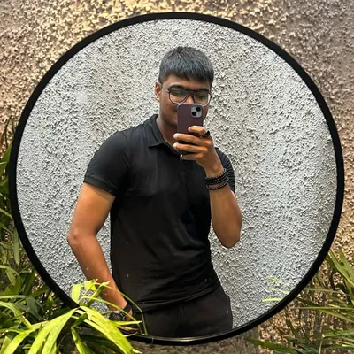 Photographer / Content creator / Creative director / Set design profile
