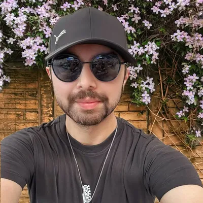 Dr Hashash Singh (حشاش) 🧑⚕️🥇🧿🧠♥️🌸💫 profile