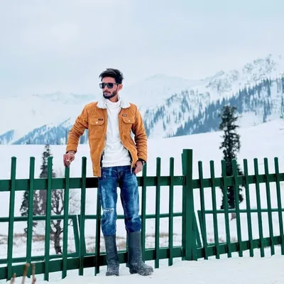 hasnain sheikh profile