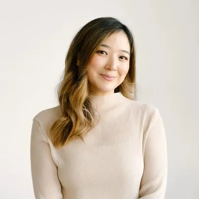 HATTY J. LEE 이해리 profile