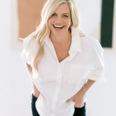 Ashley Turner | Yoga • Meditation • Psychology for Menopause profile