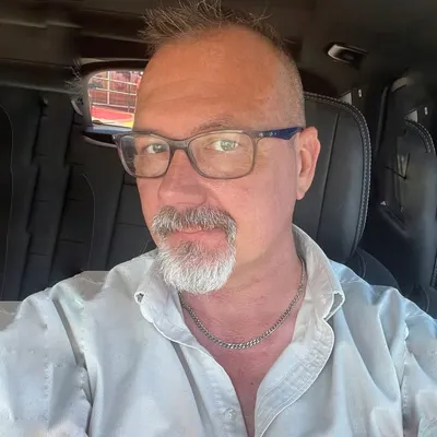 Jeffrey Lustick profile