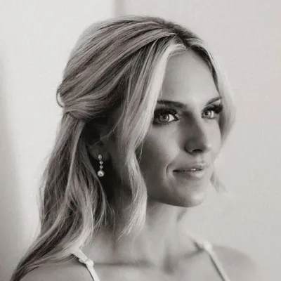 Hayley Davenport profile