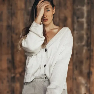 Hayley Jane Warnes profile