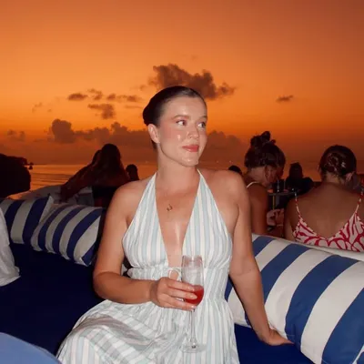 Hαуley andersen profile