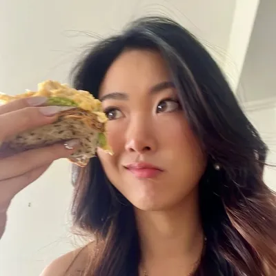 Hazel 嘿 走 profile