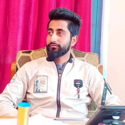Sheikh Naseer profile