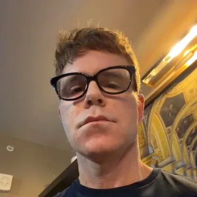 Harry B Thompson IV profile