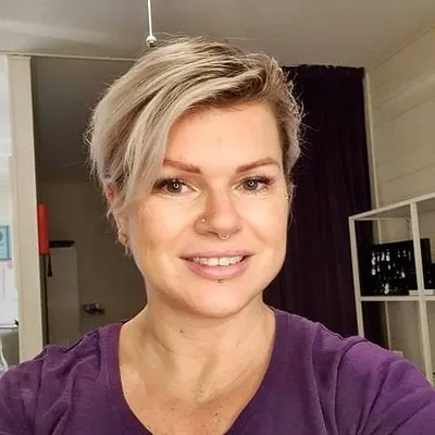 Isabel Linder profile