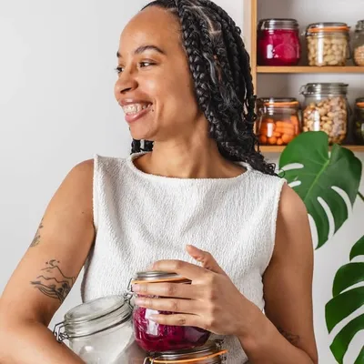Alie Suvélor profile