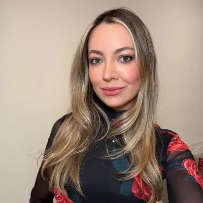 Lyana Begret See