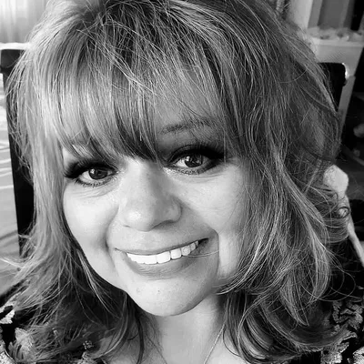 Cynthia Nicoletti profile