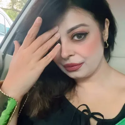 Surabhi Kaushik profile