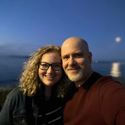 Deneen Holder profile