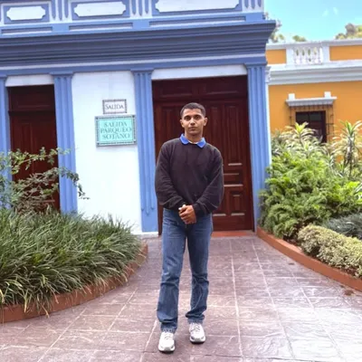 Héctor Galindo profile