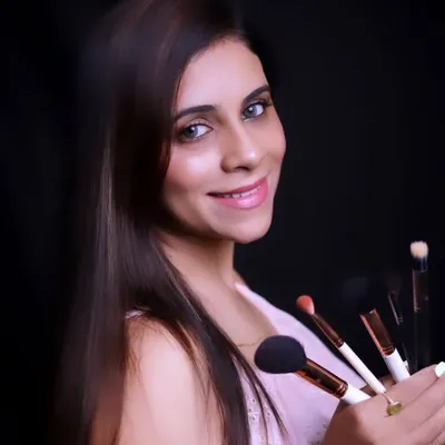 Heena Parghi profile