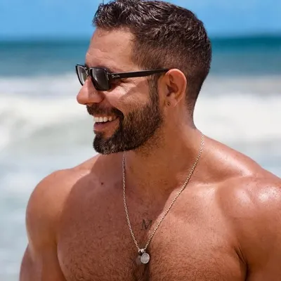 Matias Tchomikian profile
