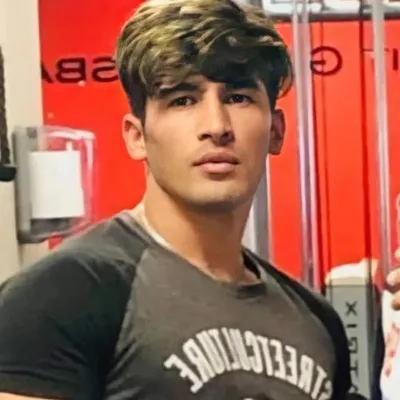 Helal Sharifi profile