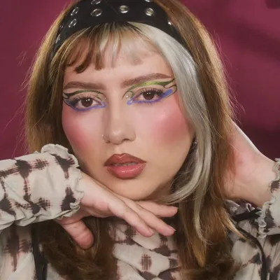Helena Riot • creadora de contenido y maquilladora en Bogotá profile