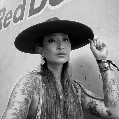 Helen Chik | 🇦🇺🇨🇳 | Self-Published 🖊️ | Dating Coach 👩🏼❤️💋👨🏽