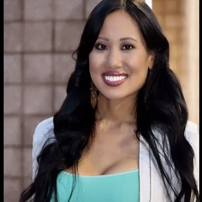 Helen Yee