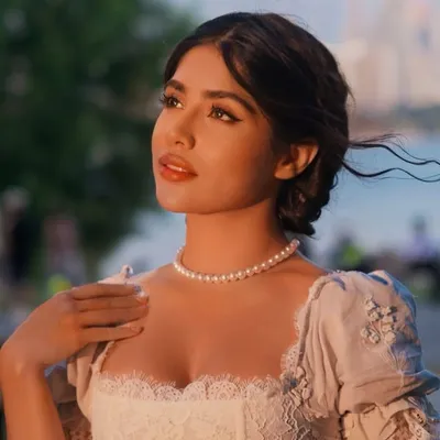 Helia Jalilnezhad profile